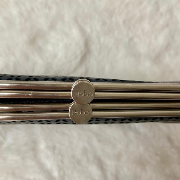 HOBO The Original Wallet - Picture 3 of 10